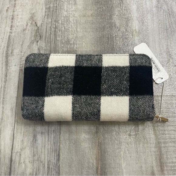 Charming Charlie Black and White Plaid Wallet - Picture 1 of 8
